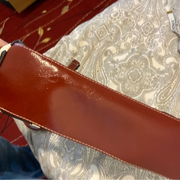 Nine & Co. Giraffe Print Tote with Red Trim & Matching Wallet - Picture 10 of 16